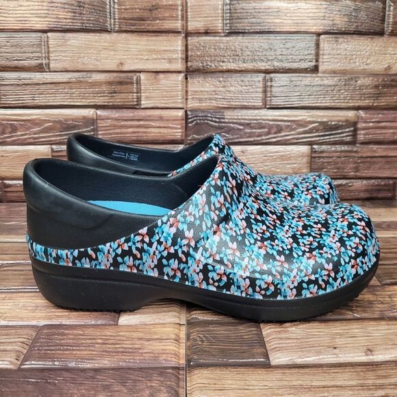 CROCS Shoes - Crocs Neria Pro Slip-Resistant Clogs 204046 Womens Size 7 Floral Blue/Black